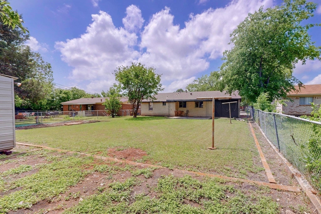 304 Nw Summercrest Boulevard - Photo 21