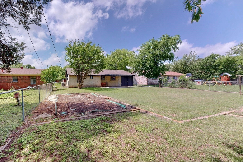 304 Nw Summercrest Boulevard - Photo 20