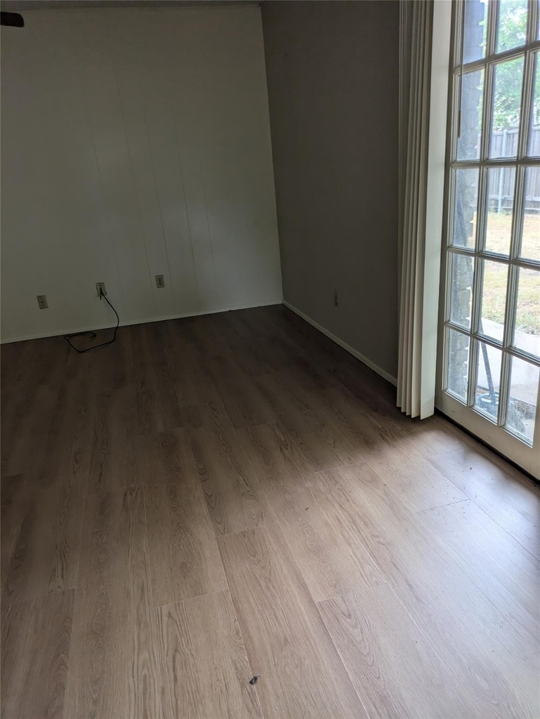 1201 Whitehall Drive - Photo 4
