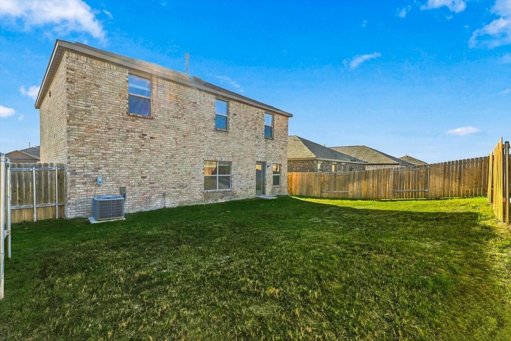 2029 Yarbrough Drive - Photo 20