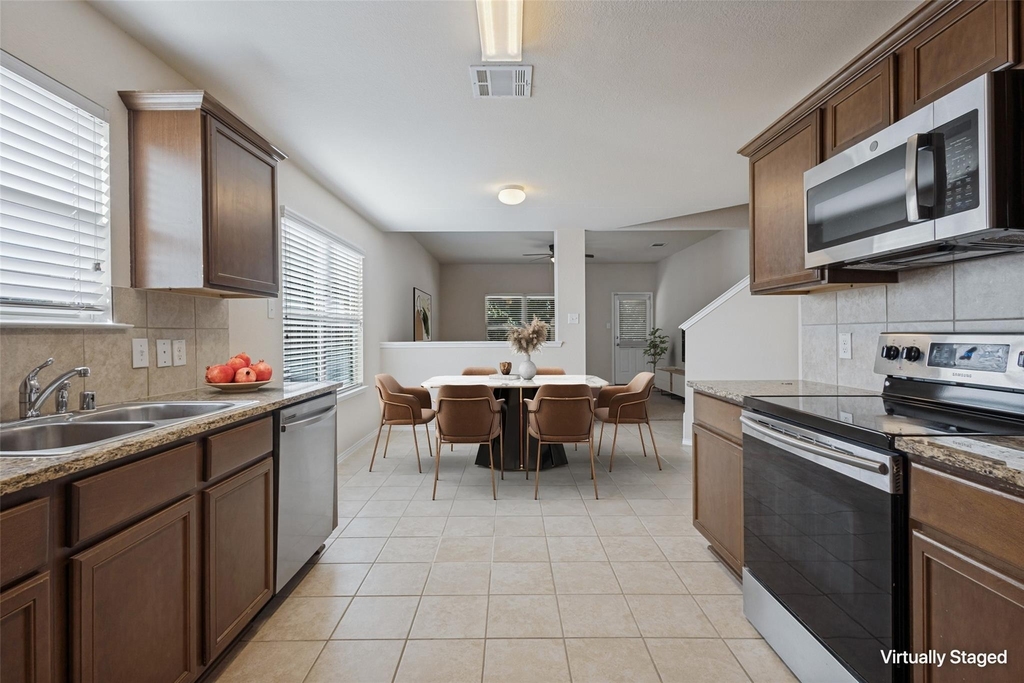 1201 Jasper Crossing - Photo 7