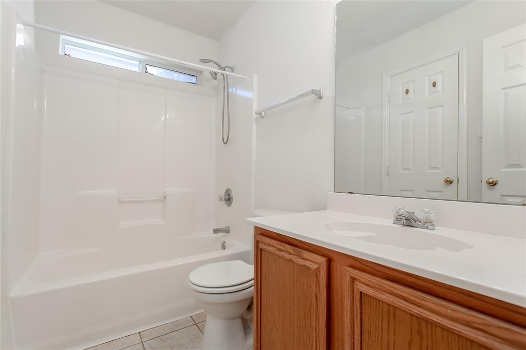 1727 Preston On The Lake Boulevard - Photo 17