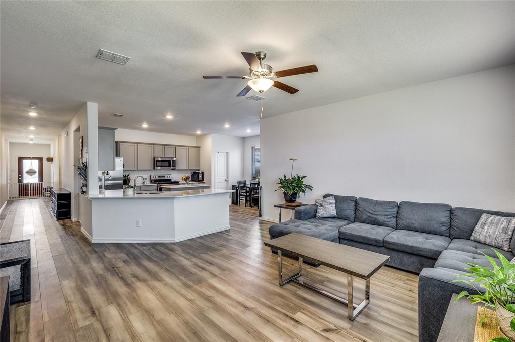 11425 Silver Queen Drive - Photo 4