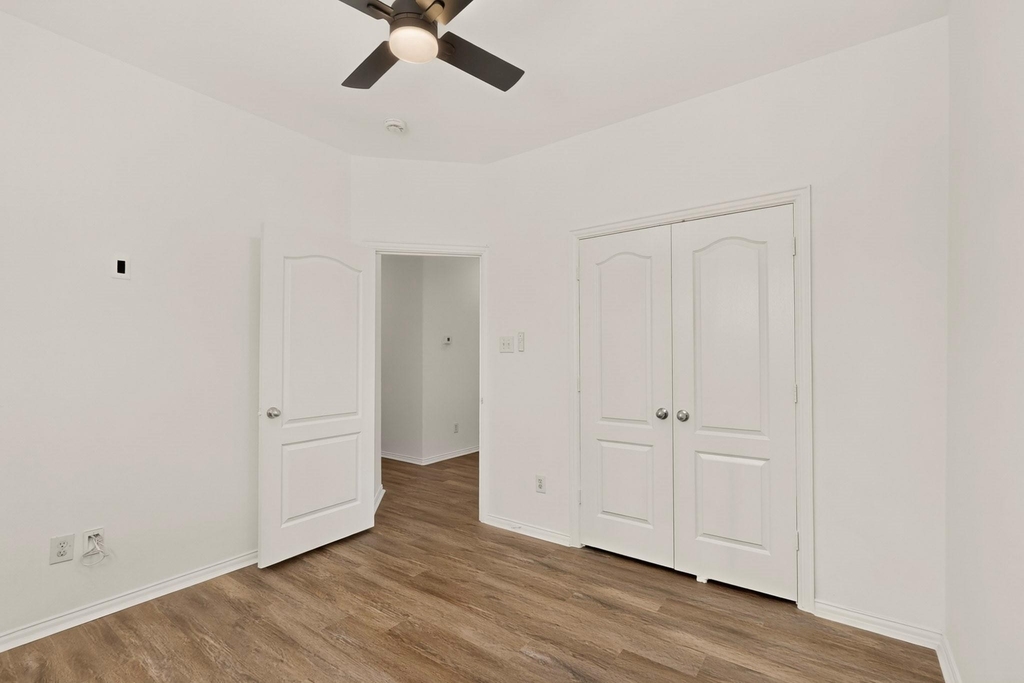 14908 Riverside Drive - Photo 30