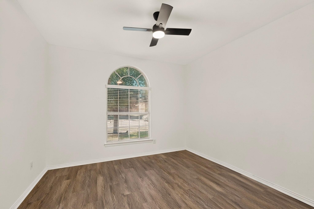 14908 Riverside Drive - Photo 26