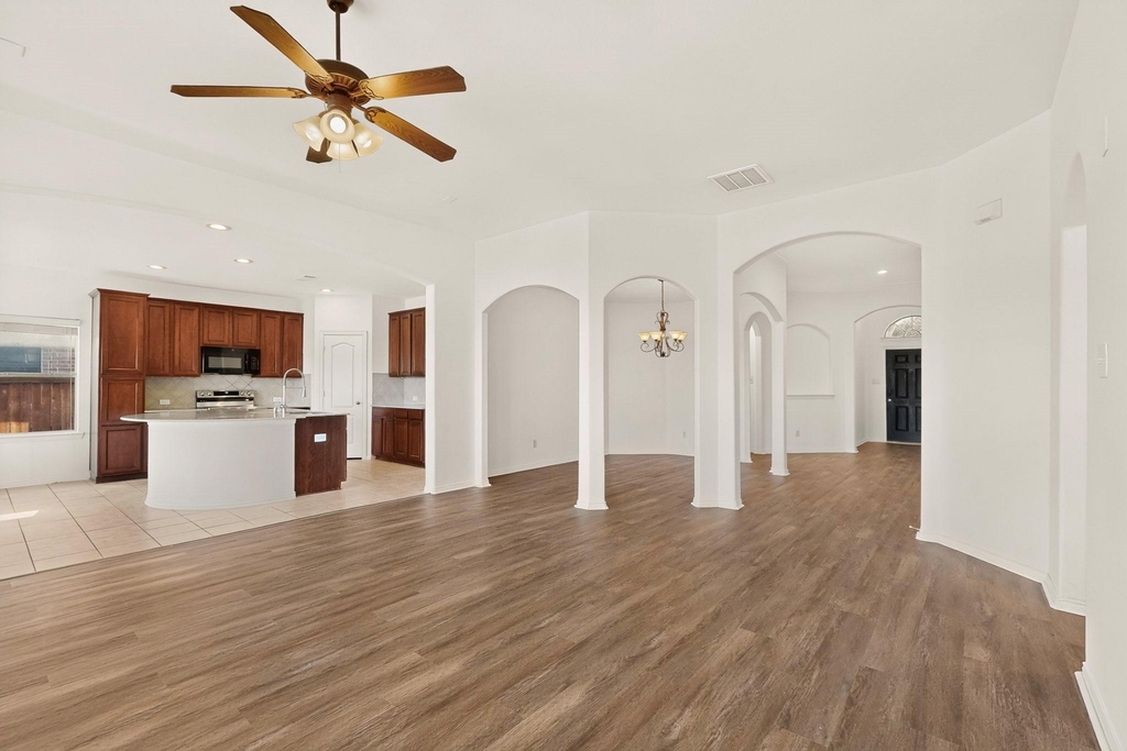 14908 Riverside Drive - Photo 8