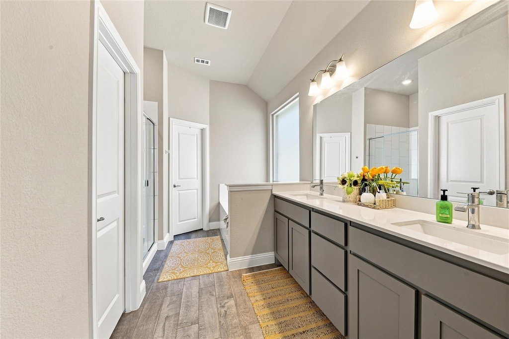 11516 Nicholson Lane - Photo 20