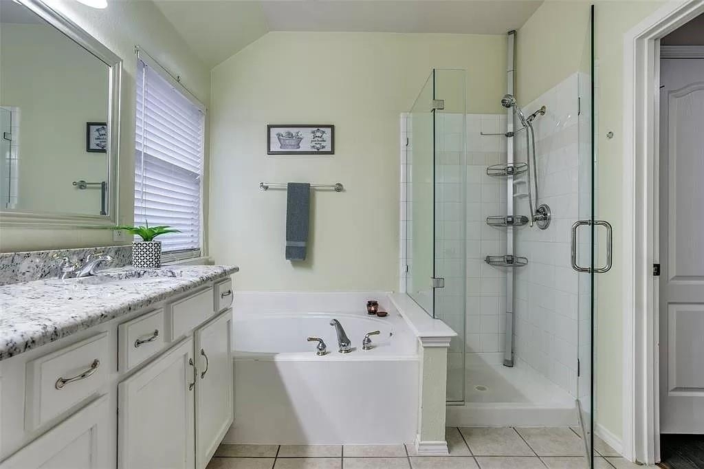 11348 Lockshire Drive - Photo 18