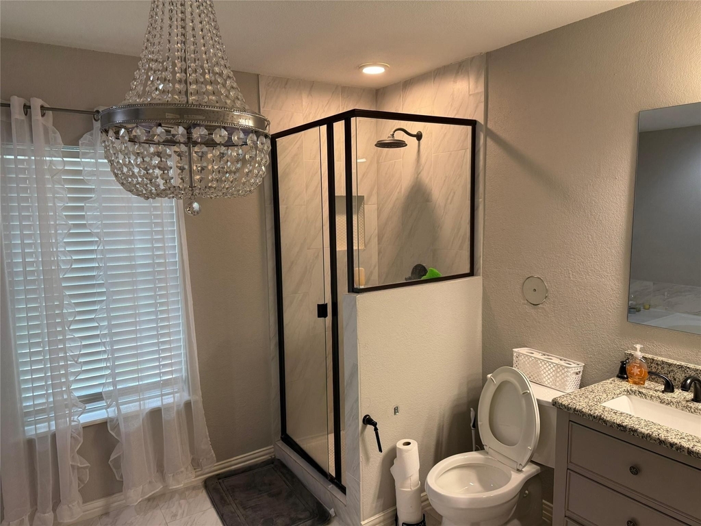 1415 W Red Bird Lane - Photo 17