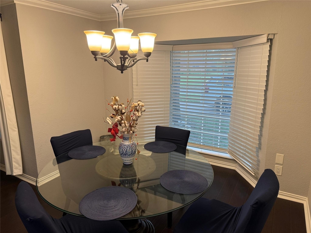 1415 W Red Bird Lane - Photo 9