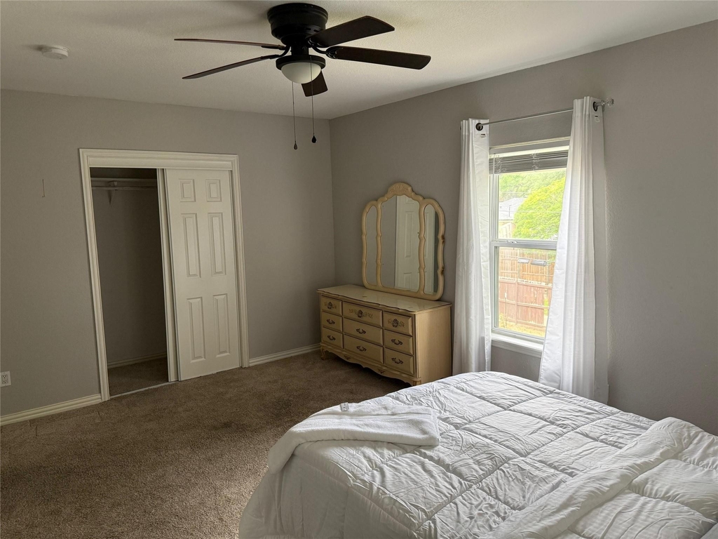 1415 W Red Bird Lane - Photo 12