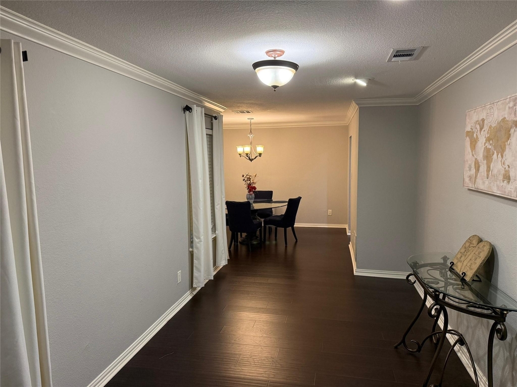 1415 W Red Bird Lane - Photo 7