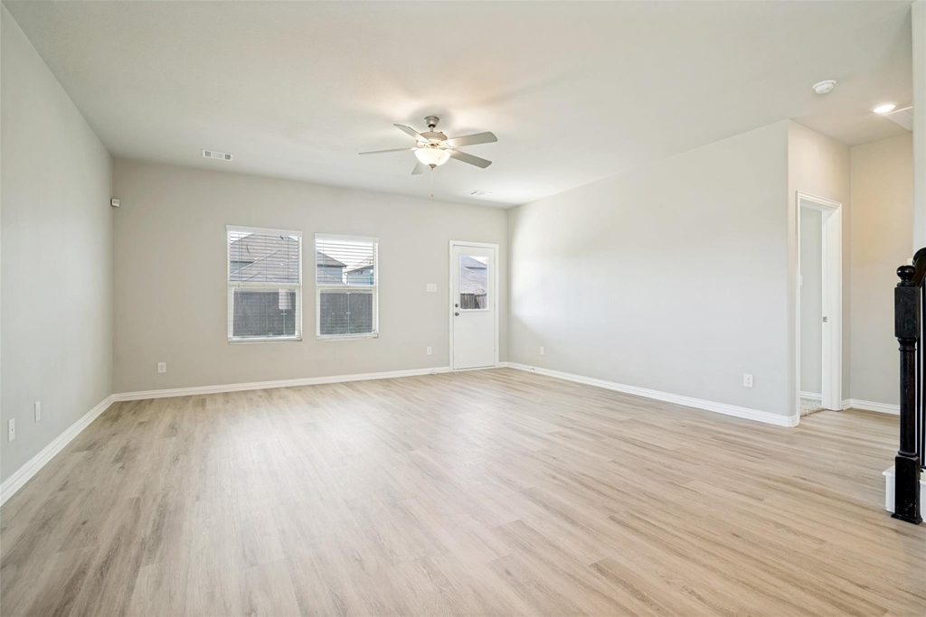 2403 Rocky Mountain Drive - Photo 5