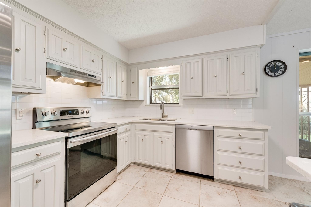 110 La Jolla Street - Photo 8