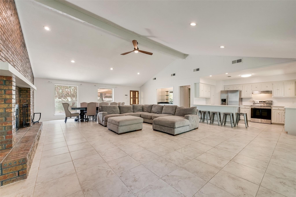 110 La Jolla Street - Photo 4