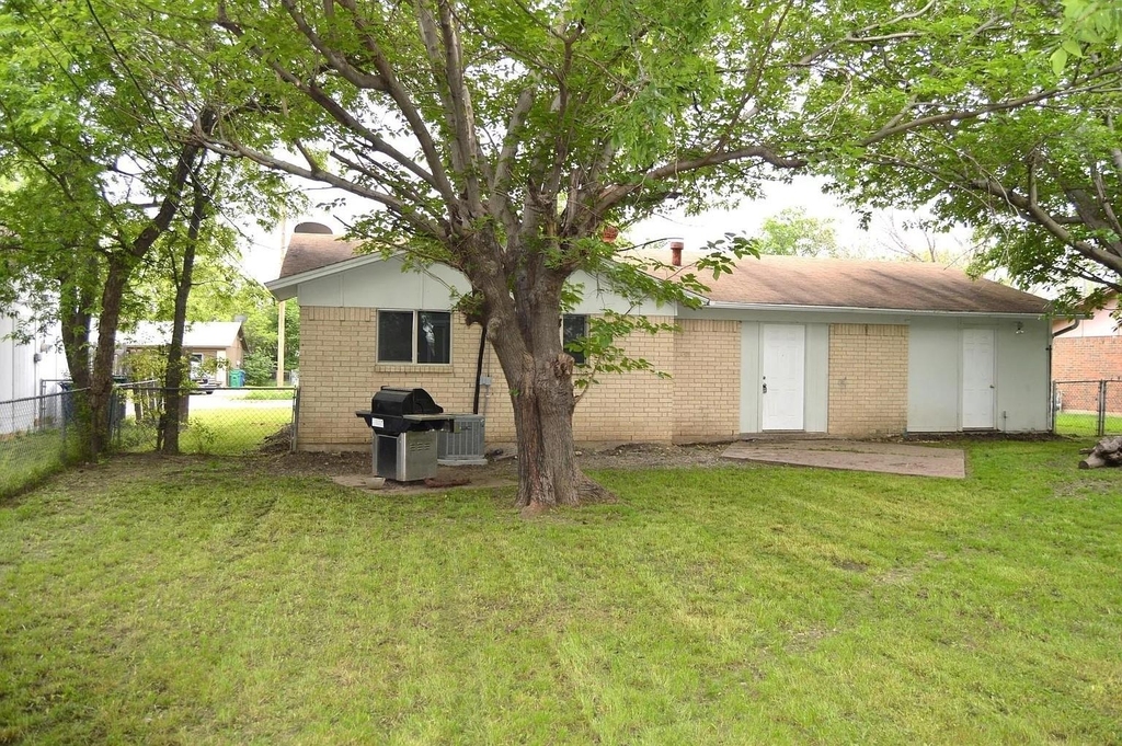 5729 Emerson Drive - Photo 15