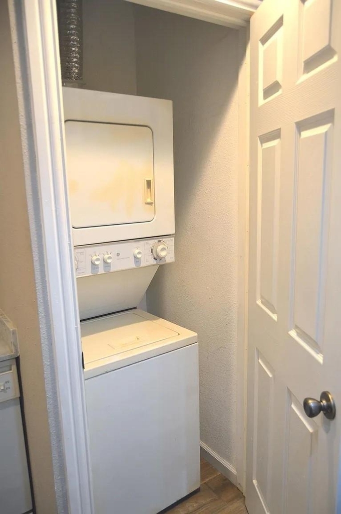 5729 Emerson Drive - Photo 4
