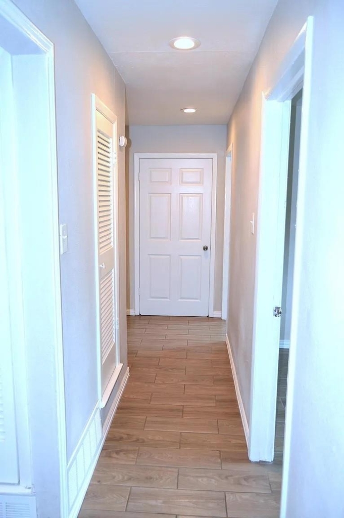5729 Emerson Drive - Photo 5