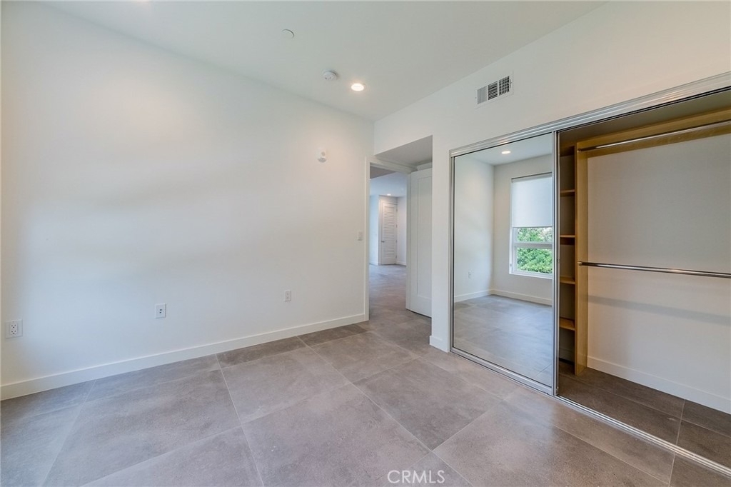 214 S Westmoreland - Photo 13