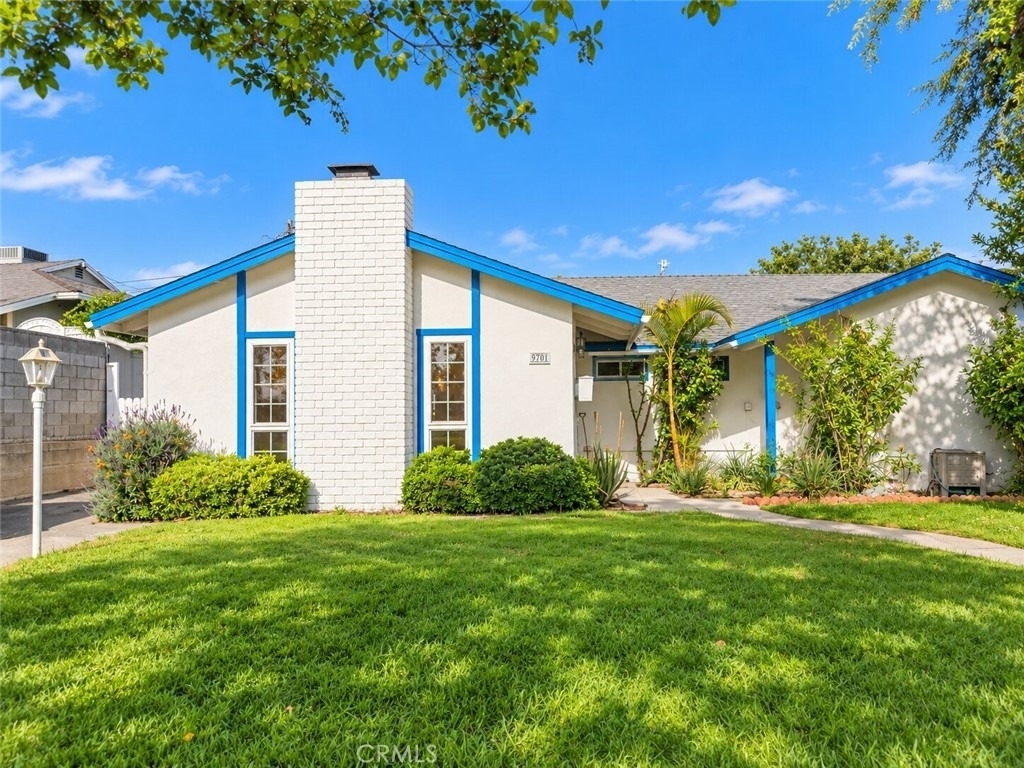 970 Pepperhill - Photo 0