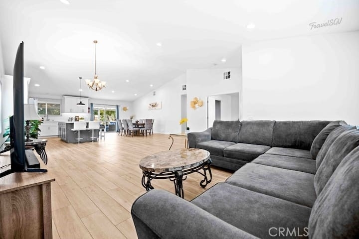 321 E Maple Street - Photo 32