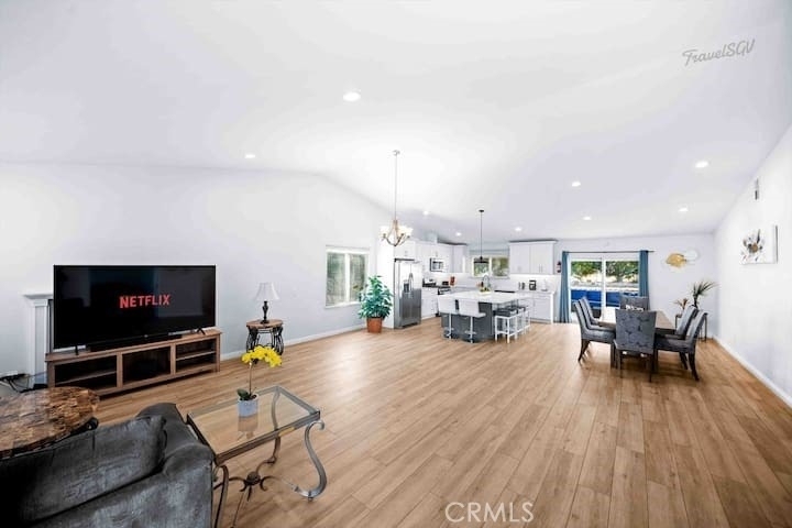 321 E Maple Street - Photo 46