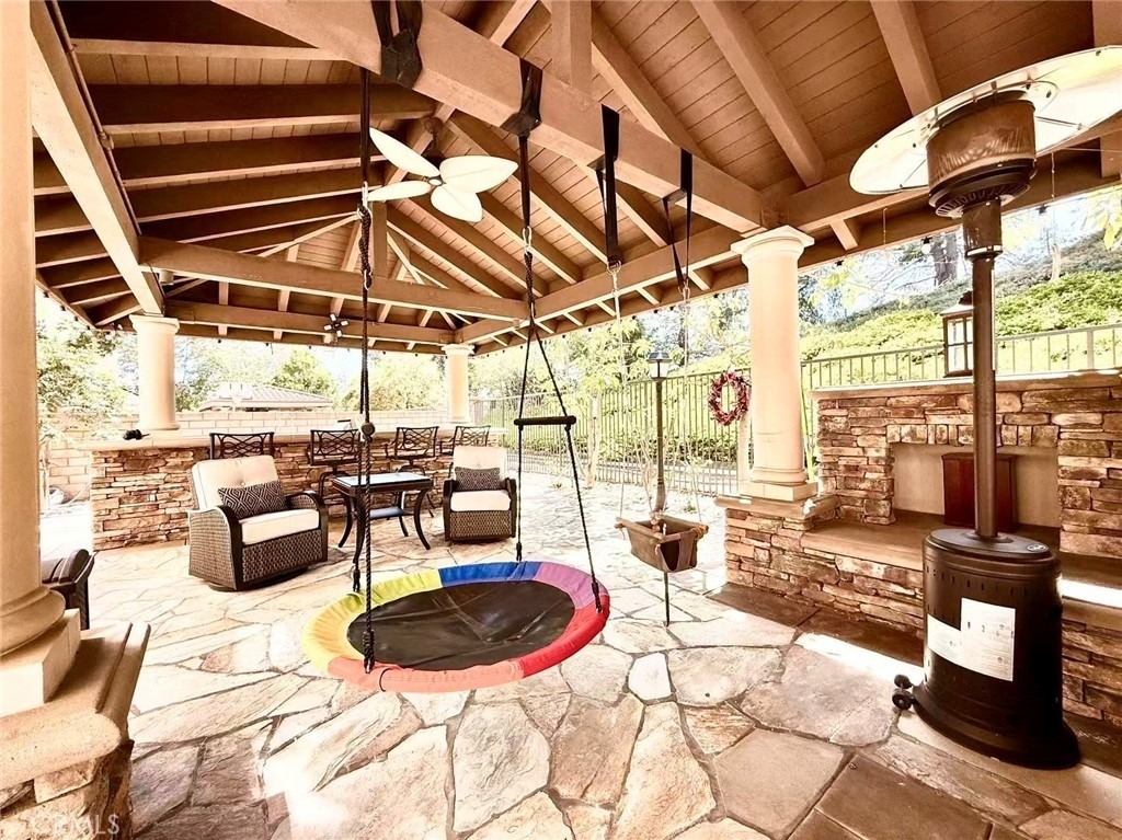 1009 Newhall Terrace - Photo 11