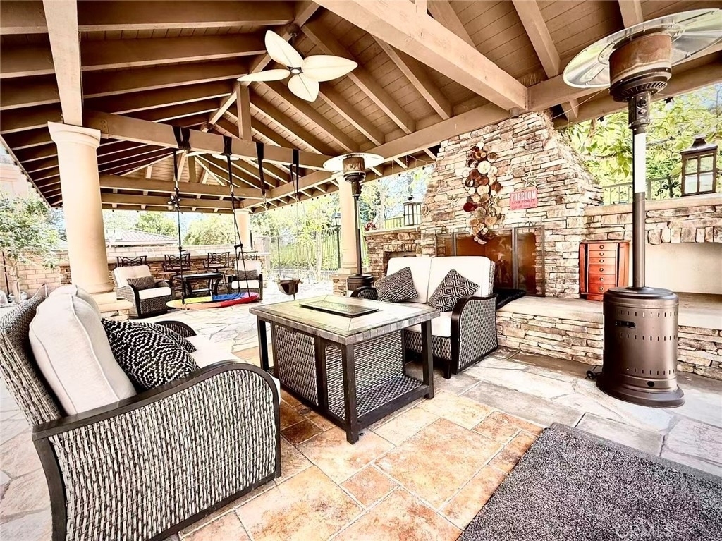 1009 Newhall Terrace - Photo 10