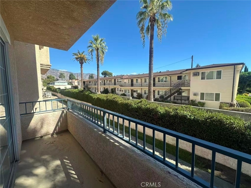 1033 W Duarte Rd #a - Photo 11