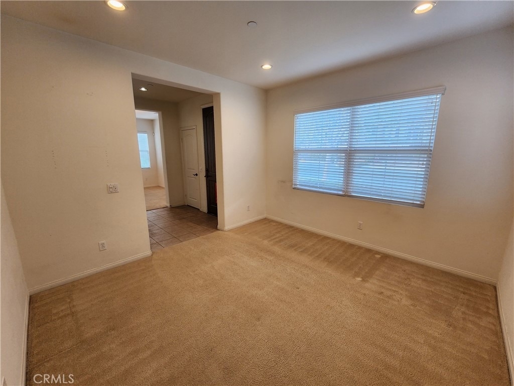 926 Terrace W - Photo 3