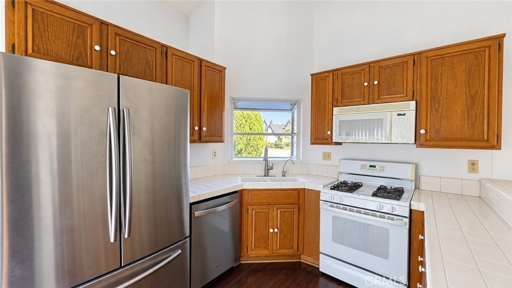 7934 E Saffron Street - Photo 9
