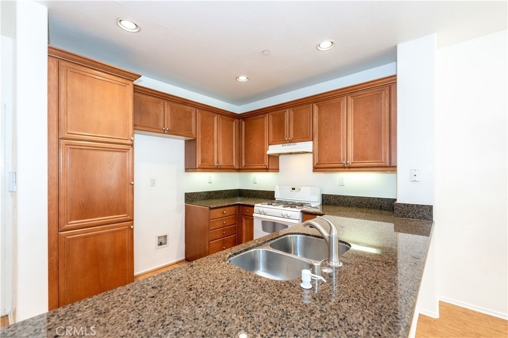 13567 Mashona Avenue - Photo 12