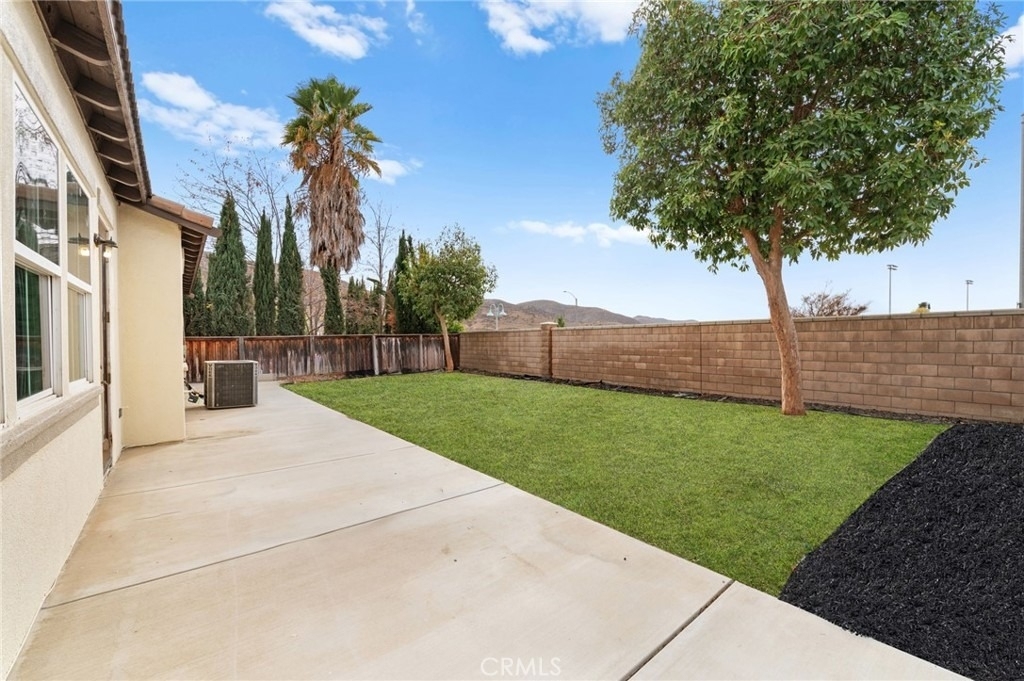 1829 Overland Court - Photo 36