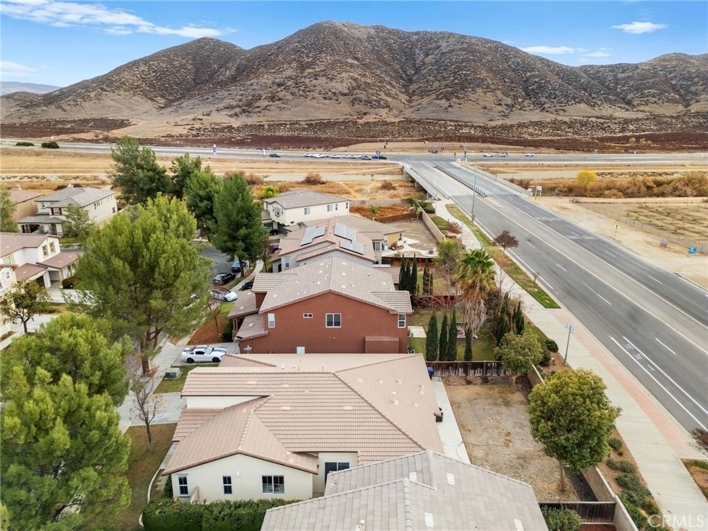 1829 Overland Court - Photo 45