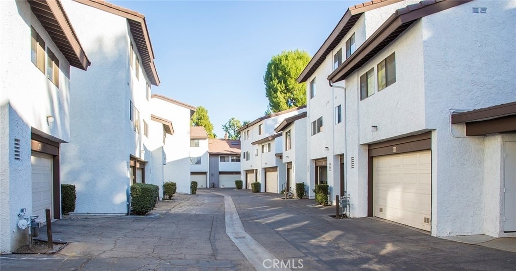21535 Erwin Street - Photo 20