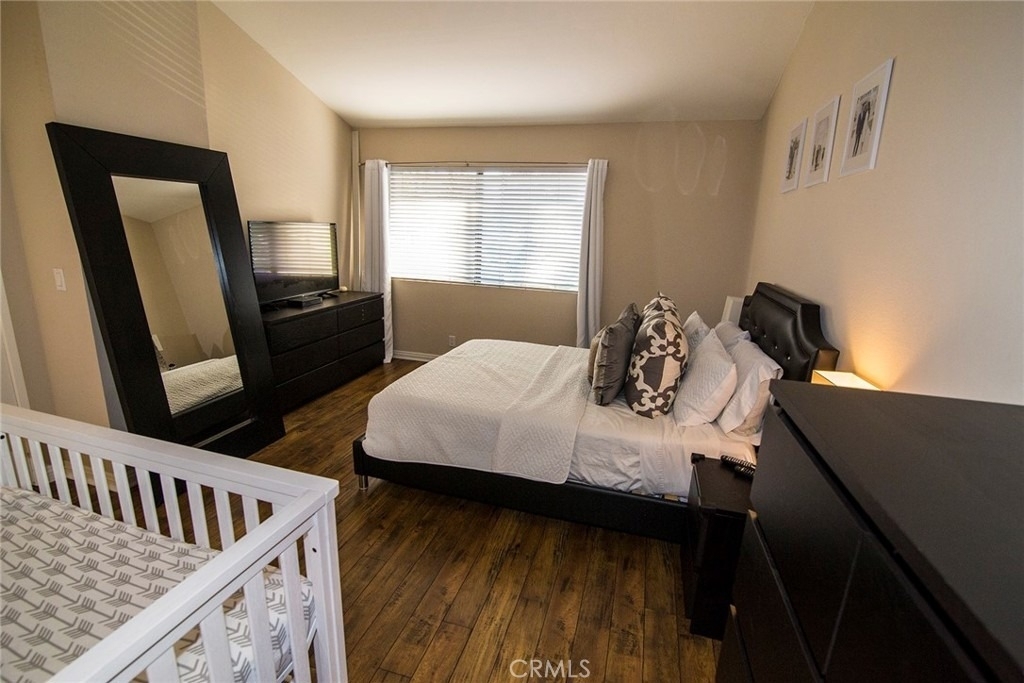 21535 Erwin Street - Photo 11
