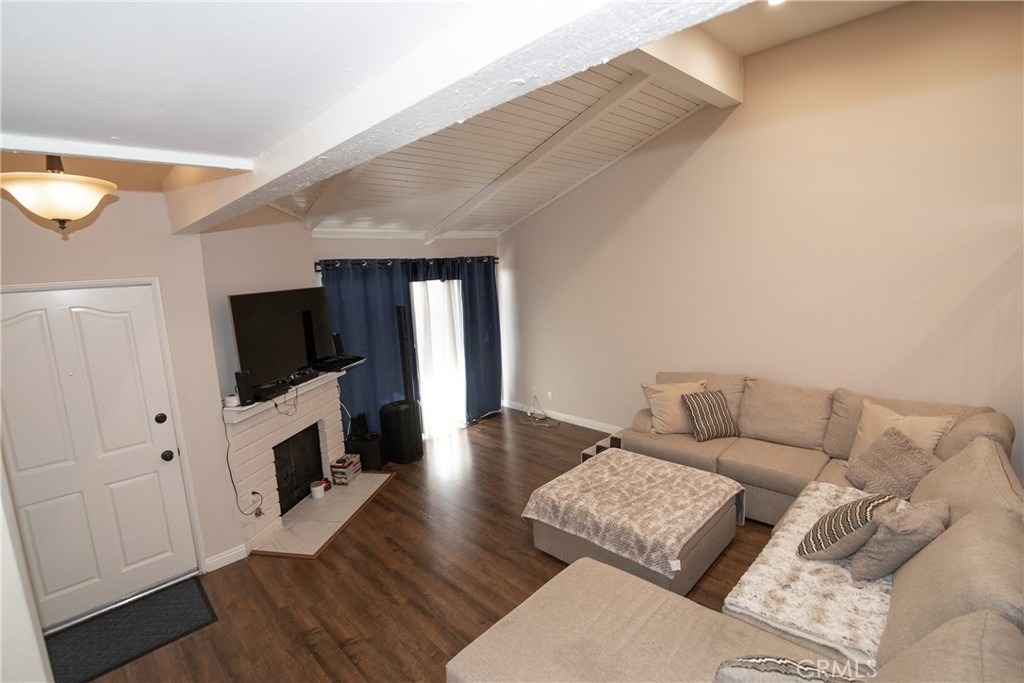 21535 Erwin Street - Photo 2