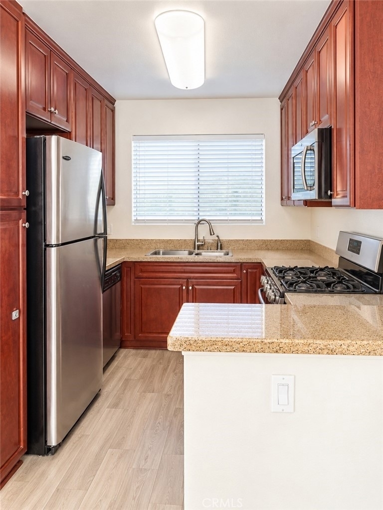 5500 Owensmouth - Photo 4