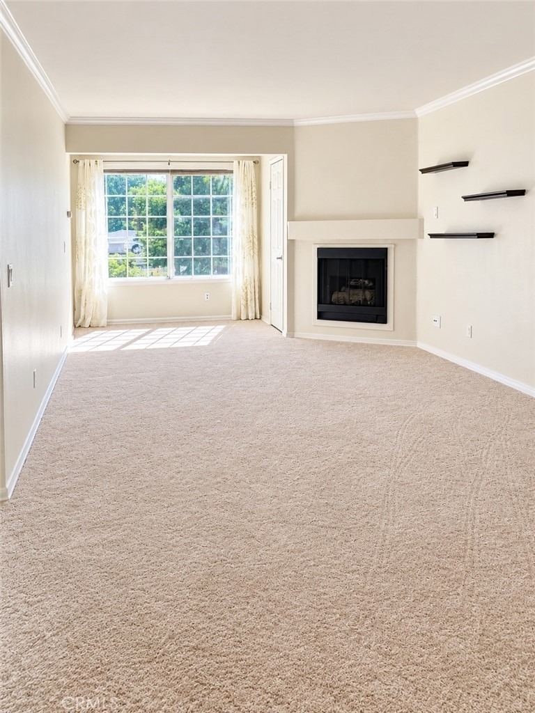 5500 Owensmouth - Photo 2