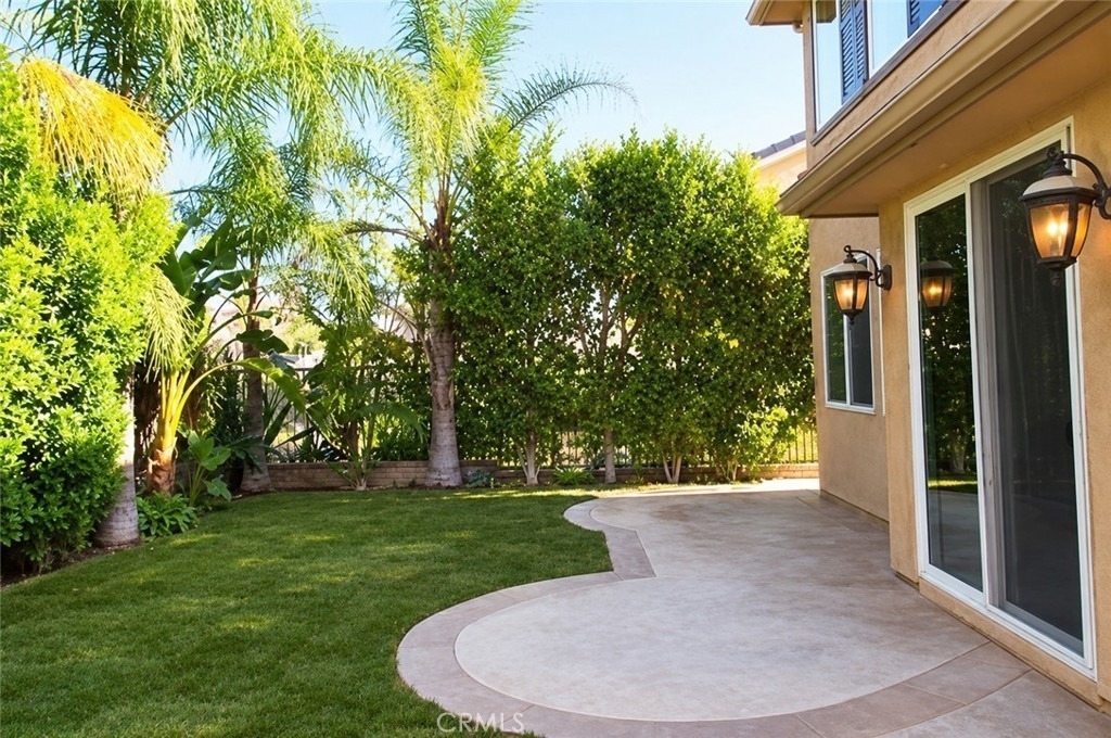 20827 Vercelli Way - Photo 18