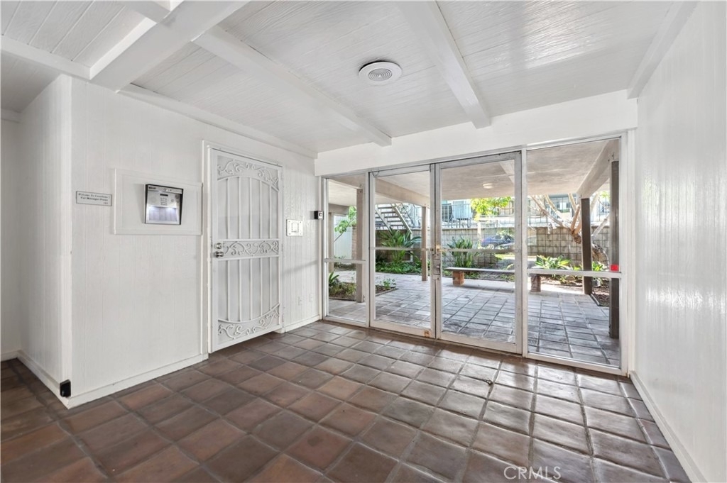 3656 Garnet Street - Photo 2