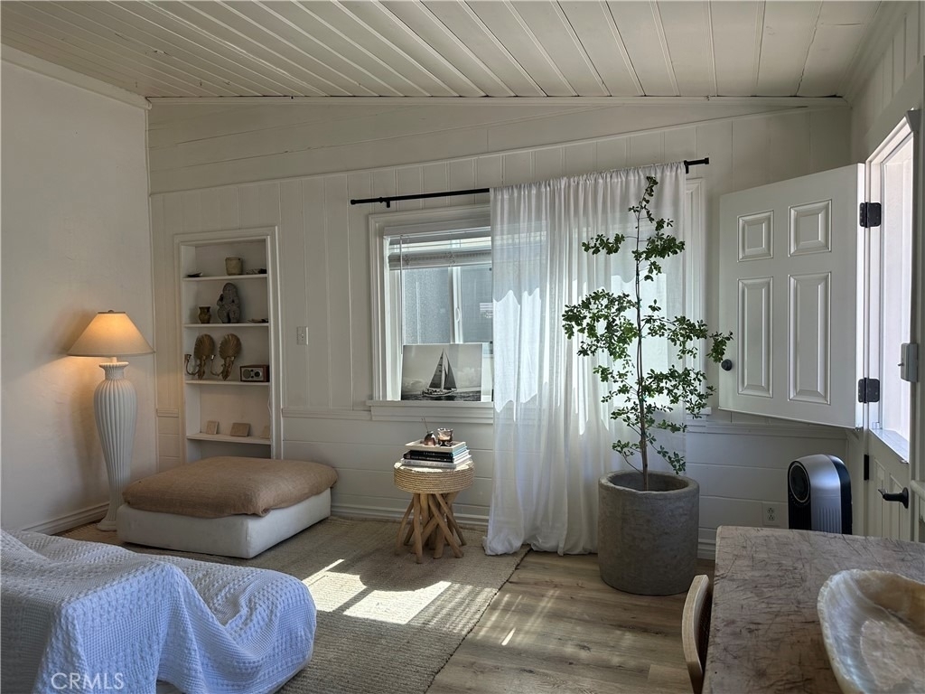 218 35th Street - Photo 3