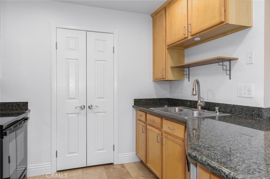 2380 Del Mar Way - Photo 9