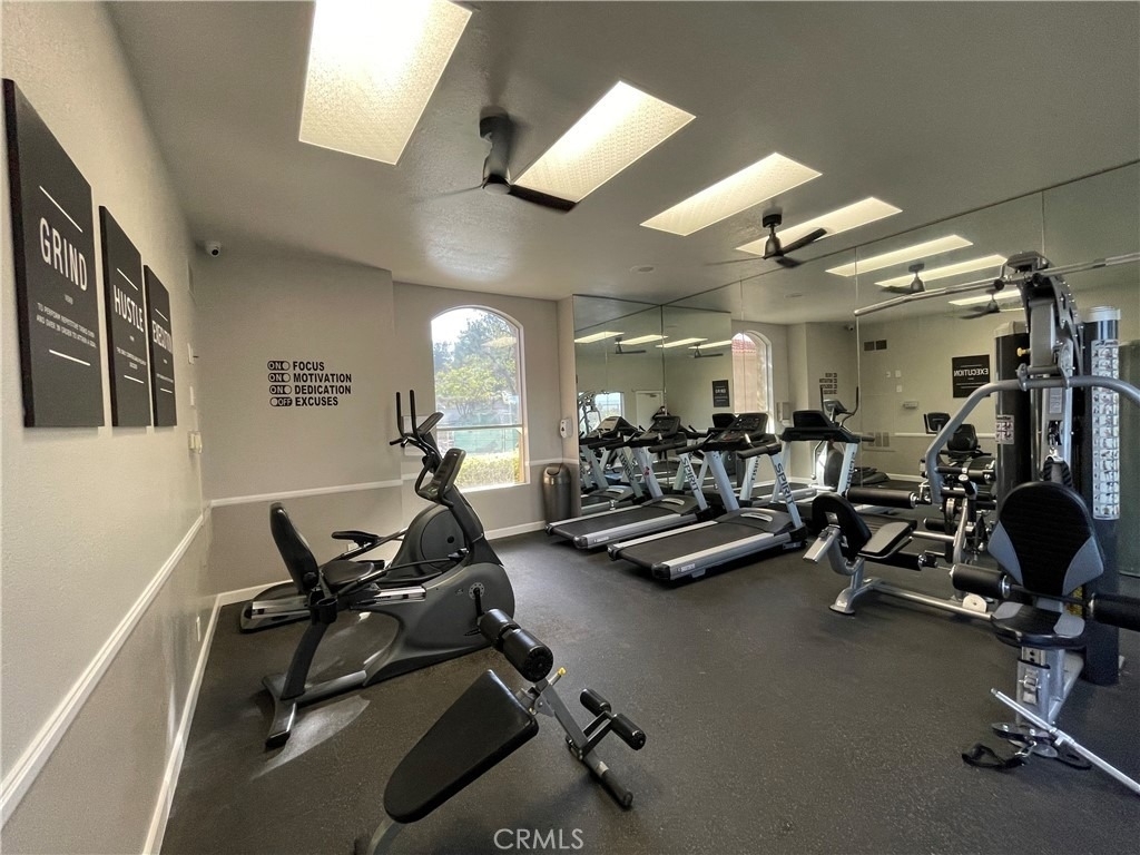 2380 Del Mar Way - Photo 36