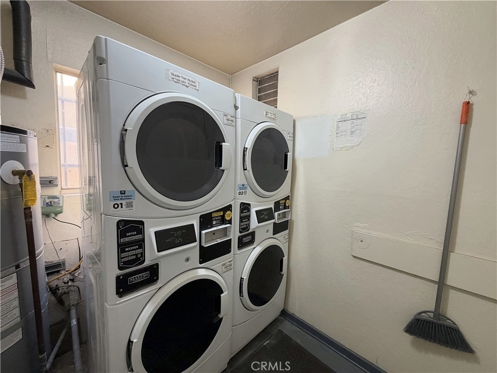 338 E Meats Avenue - Photo 15