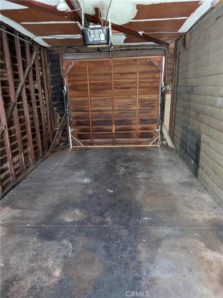 1517 E 1st Street - Photo 9