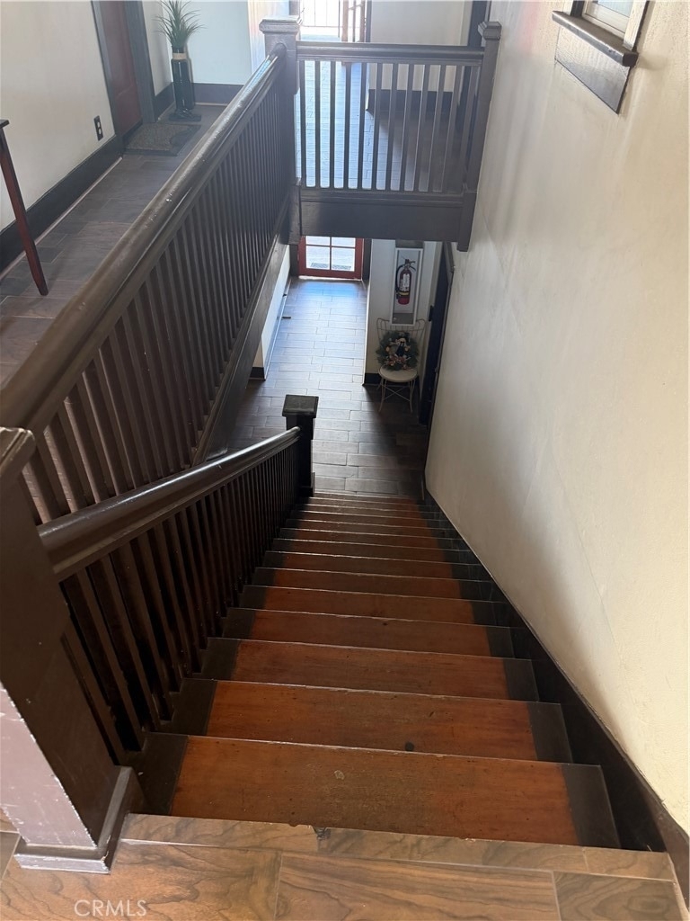 521 N Pomona - Photo 8