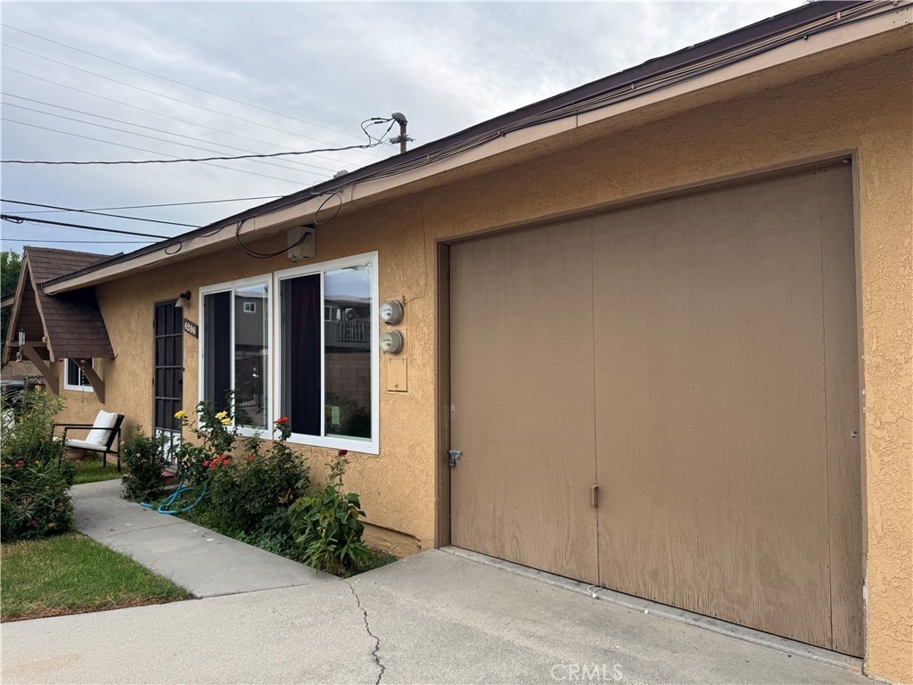 4296 Howard Ave - Photo 2