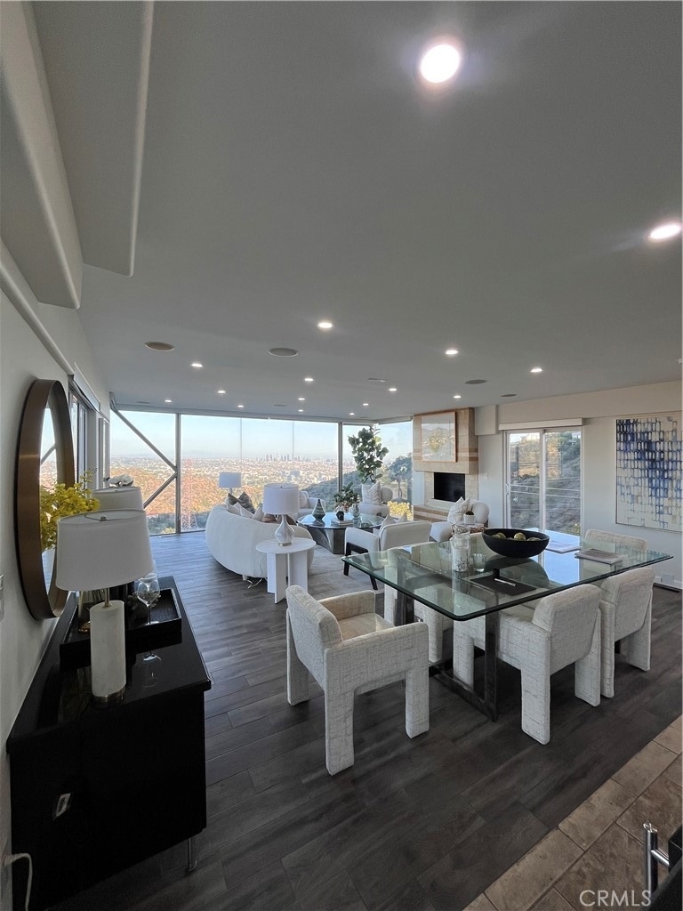 6960 Pacific View Drive - Photo 3