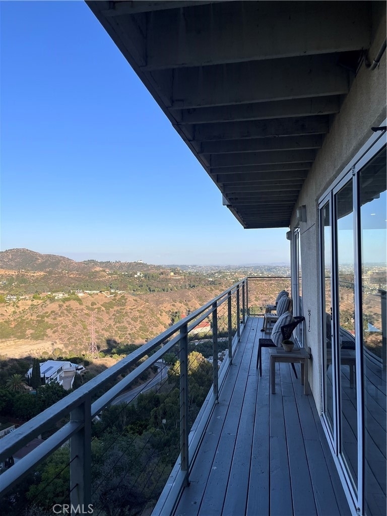 6960 Pacific View Drive - Photo 24